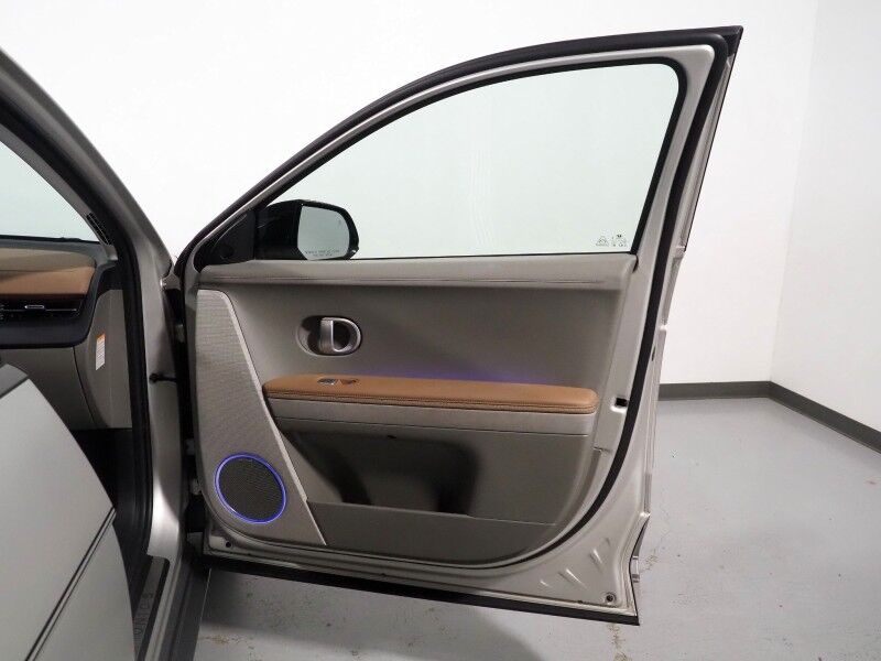 2024 Hyundai IONIQ 5 Disney100 Platinum Edition AWD *HEADS-UP DISPLAY, PANO GLASS ROOF, NAVIGATION, ADAPTIVE CRUISE, 360 CAMERAS, SMART PARKING, CLIMATE SEATS, HEATED STEERING, WIRELESS CHARGING, BOSE AUDIO, ANDROID & APPLE Round Rock TX