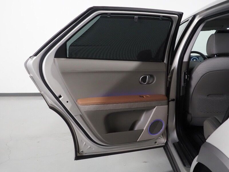 2024 Hyundai IONIQ 5 Disney100 Platinum Edition AWD *HEADS-UP DISPLAY, PANO GLASS ROOF, NAVIGATION, ADAPTIVE CRUISE, 360 CAMERAS, SMART PARKING, CLIMATE SEATS, HEATED STEERING, WIRELESS CHARGING, BOSE AUDIO, ANDROID & APPLE Round Rock TX