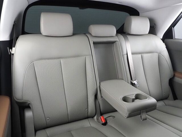 2024 Hyundai IONIQ 5 Disney100 Platinum Edition AWD *HEADS-UP DISPLAY, PANORAMA GLASS ROOF, NAVIGATION, ADAPTIVE CRUISE, 360 VIEW CAMERAS, SMART PARKING, CLIMATE SEATS, HEATED STEERING, WIRELESS CHARGING, BOSE AUDIO, APPLE CARPLAY Round Rock TX