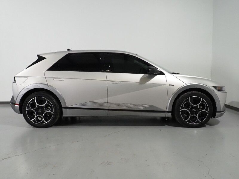 2024 Hyundai IONIQ 5 Disney100 Platinum Edition AWD *HEADS-UP DISPLAY, PANORAMA GLASS ROOF, NAVIGATION, ADAPTIVE CRUISE, 360 VIEW CAMERAS, SMART PARKING, CLIMATE SEATS, HEATED STEERING, WIRELESS CHARGING, BOSE AUDIO, APPLE CARPLAY Round Rock TX