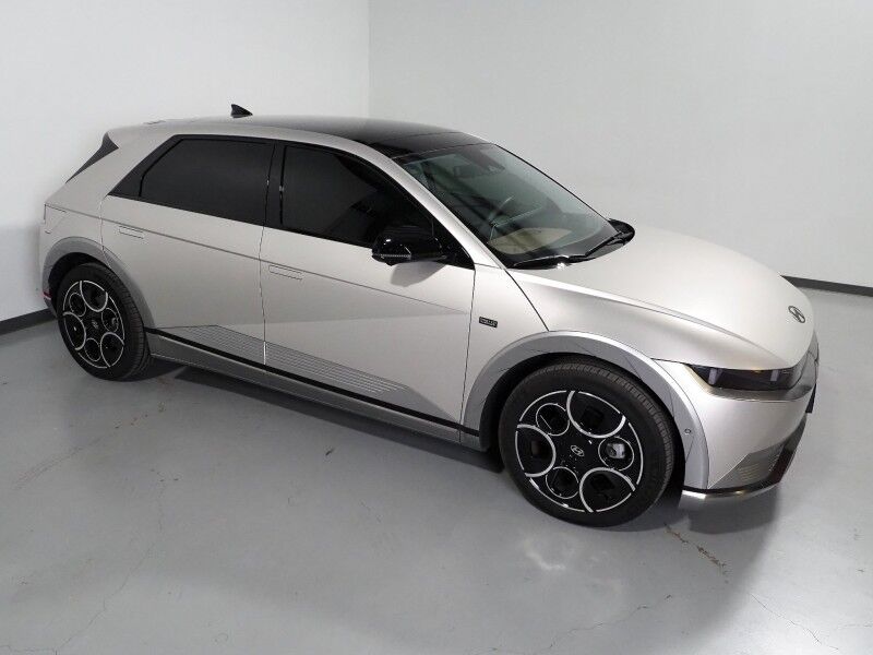 2024 Hyundai IONIQ 5 Disney100 Platinum Edition AWD *HEADS-UP DISPLAY, PANORAMA GLASS ROOF, NAVIGATION, ADAPTIVE CRUISE, 360 VIEW CAMERAS, SMART PARKING, CLIMATE SEATS, HEATED STEERING, WIRELESS CHARGING, BOSE AUDIO, APPLE CARPLAY Round Rock TX