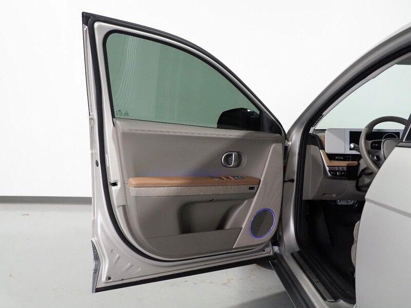 2024 Hyundai IONIQ 5 Disney100 Platinum Edition AWD *HEADS-UP DISPLAY, PANORAMA GLASS ROOF, NAVIGATION, ADAPTIVE CRUISE, 360 VIEW CAMERAS, SMART PARKING, CLIMATE SEATS, HEATED STEERING, WIRELESS CHARGING, BOSE AUDIO, APPLE CARPLAY Round Rock TX