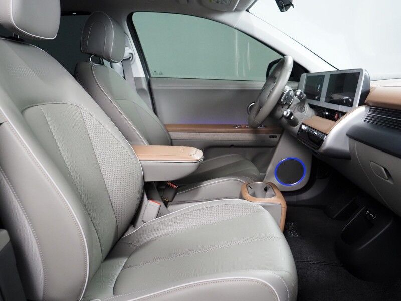 2024 Hyundai IONIQ 5 Disney100 Platinum Edition AWD *HEADS-UP DISPLAY, PANORAMA GLASS ROOF, NAVIGATION, ADAPTIVE CRUISE, 360 VIEW CAMERAS, SMART PARKING, CLIMATE SEATS, HEATED STEERING, WIRELESS CHARGING, BOSE AUDIO, APPLE CARPLAY Round Rock TX