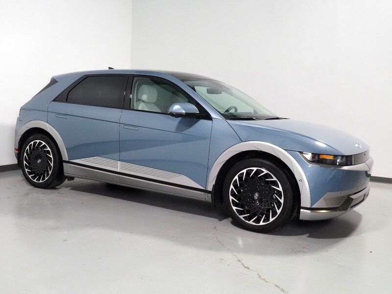 2024 Hyundai IONIQ 5 Limited AWD *HEADS-UP DISPLAY, PANORAMA GLASS ROOF, NAVIGATION, ADAPTIVE CRUISE, 360 VIEW CAMERAS, SMART PARKING, CLIMATE SEATS, HEATED STEERING, WIRELESS CHARGING, BOSE AUDIO, ANDROID & APPLE
