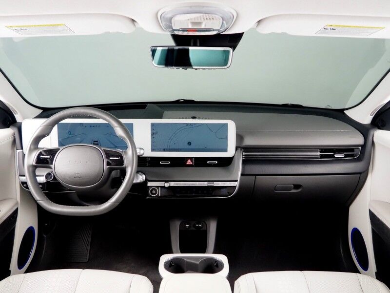 2024 Hyundai IONIQ 5 Limited AWD *HEADS-UP DISPLAY, PANORAMA GLASS ROOF, NAVIGATION, ADAPTIVE CRUISE, 360 VIEW CAMERAS, SMART PARKING, CLIMATE SEATS, HEATED STEERING, WIRELESS CHARGING, BOSE AUDIO, ANDROID & APPLE