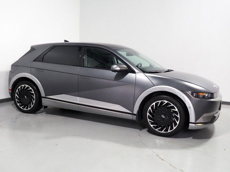 2024 Hyundai IONIQ 5 Limited AWD *HEADS-UP DISPLAY, PANORAMA GLASS ROOF, NAVIGATION, ADAPTIVE CRUISE, 360 VIEW CAMERAS, SMART PARKING, CLIMATE SEATS, HEATED STEERING, WIRELESS CHARGING, BOSE AUDIO, ANDROID & APPLE