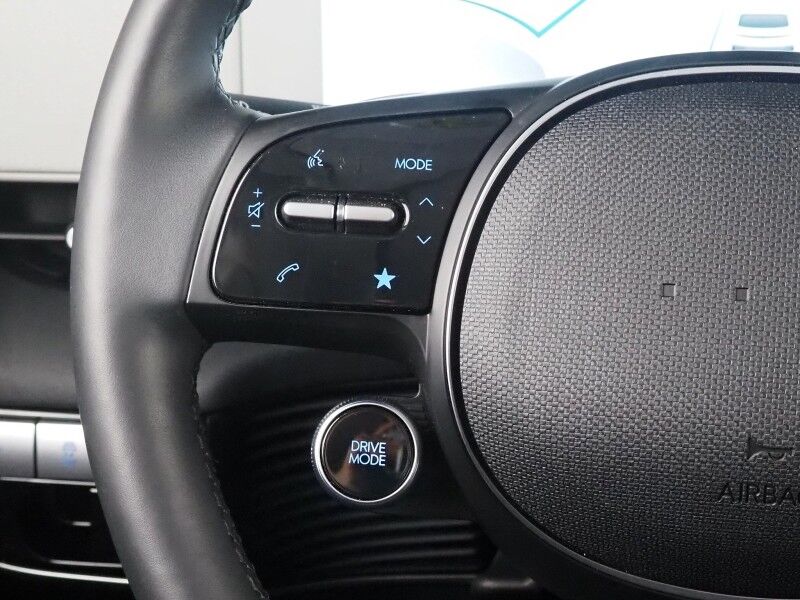 2024 Hyundai IONIQ 5 Limited AWD *HEADS-UP DISPLAY, PANORAMA GLASS ROOF, NAVIGATION, ADAPTIVE CRUISE, 360 VIEW CAMERAS, SMART PARKING, CLIMATE SEATS, HEATED STEERING, WIRELESS CHARGING, BOSE AUDIO, ANDROID & APPLE Round Rock TX