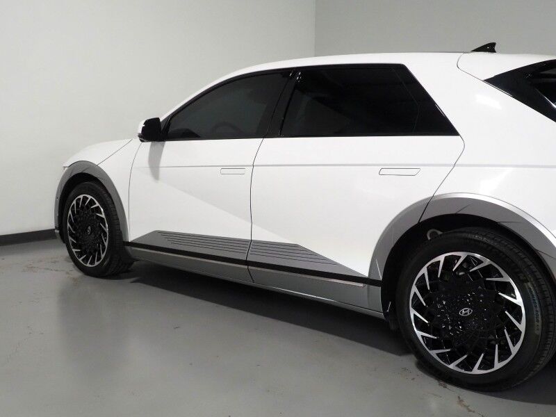 2024 Hyundai IONIQ 5 Limited AWD *HEADS-UP DISPLAY, PANORAMA GLASS ROOF, NAVIGATION, ADAPTIVE CRUISE, 360 VIEW CAMERAS, SMART PARKING, CLIMATE SEATS, HEATED STEERING, WIRELESS CHARGING, BOSE AUDIO, ANDROID & APPLE Round Rock TX