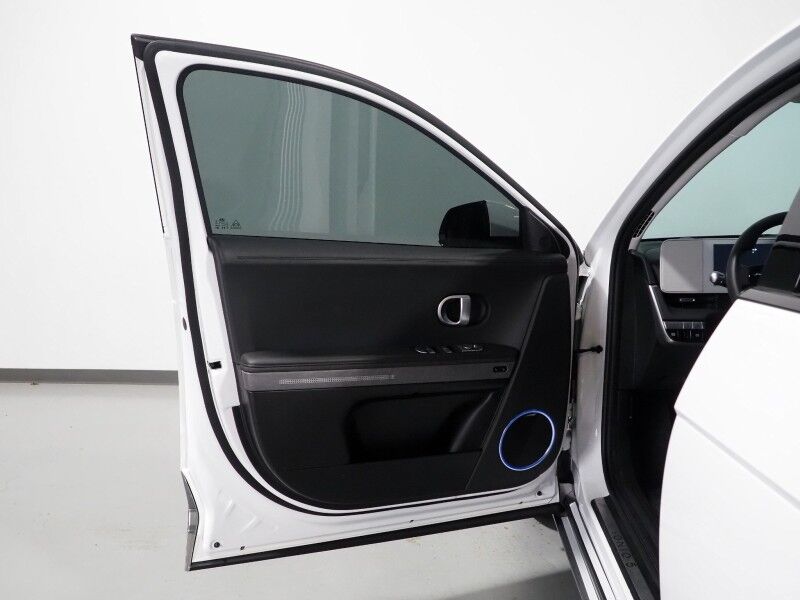 2024 Hyundai IONIQ 5 Limited AWD *HEADS-UP DISPLAY, PANORAMA GLASS ROOF, NAVIGATION, ADAPTIVE CRUISE, 360 VIEW CAMERAS, SMART PARKING, CLIMATE SEATS, HEATED STEERING, WIRELESS CHARGING, BOSE AUDIO, ANDROID & APPLE Round Rock TX