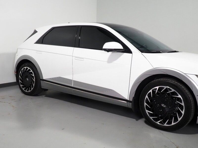 2024 Hyundai IONIQ 5 Limited AWD *HEADS-UP DISPLAY, PANORAMA GLASS ROOF, NAVIGATION, ADAPTIVE CRUISE, 360 VIEW CAMERAS, SMART PARKING, CLIMATE SEATS, HEATED STEERING, WIRELESS CHARGING, BOSE AUDIO, ANDROID & APPLE Round Rock TX