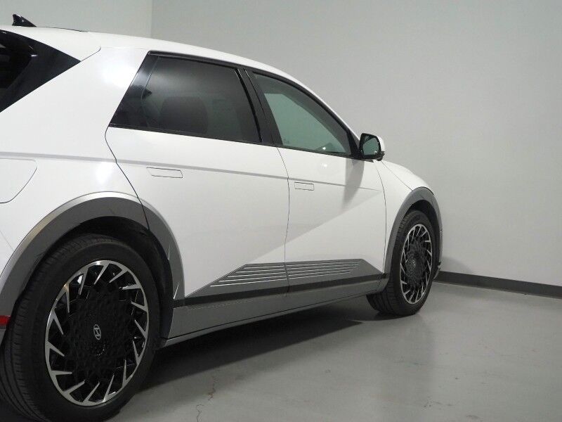 2024 Hyundai IONIQ 5 Limited AWD *HEADS-UP DISPLAY, PANORAMA GLASS ROOF, NAVIGATION, ADAPTIVE CRUISE, 360 VIEW CAMERAS, SMART PARKING, CLIMATE SEATS, HEATED STEERING, WIRELESS CHARGING, BOSE AUDIO, ANDROID & APPLE Round Rock TX