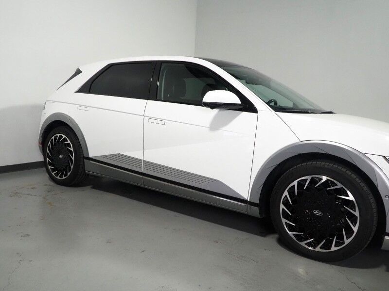 2024 Hyundai IONIQ 5 Limited AWD *HEADS-UP DISPLAY, PANORAMA GLASS ROOF, NAVIGATION, ADAPTIVE CRUISE, 360 VIEW CAMERAS, SMART PARKING, CLIMATE SEATS, HEATED STEERING, WIRELESS CHARGING, BOSE AUDIO, ANDROID & APPLE Round Rock TX