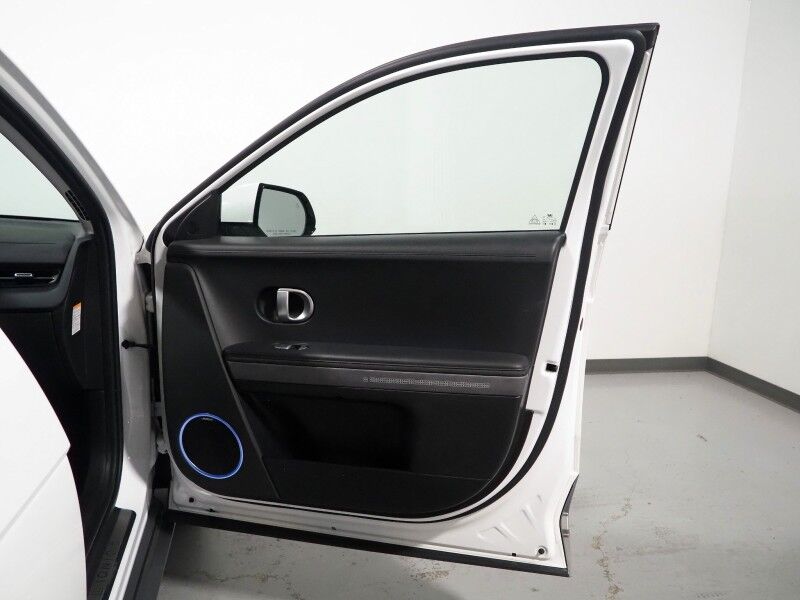 2024 Hyundai IONIQ 5 Limited AWD *HEADS-UP DISPLAY, PANORAMA GLASS ROOF, NAVIGATION, ADAPTIVE CRUISE, 360 VIEW CAMERAS, SMART PARKING, CLIMATE SEATS, HEATED STEERING, WIRELESS CHARGING, BOSE AUDIO, ANDROID & APPLE Round Rock TX