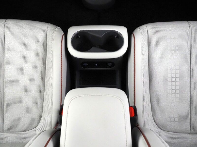 2024 Hyundai IONIQ 5 Limited AWD *HEADS-UP DISPLAY, PANORAMA GLASS ROOF, NAVIGATION, ADAPTIVE CRUISE, 360 VIEW CAMERAS, SMART PARKING, CLIMATE SEATS, HEATED STEERING, WIRELESS CHARGING, BOSE AUDIO, APPLE CARPLAY Round Rock TX