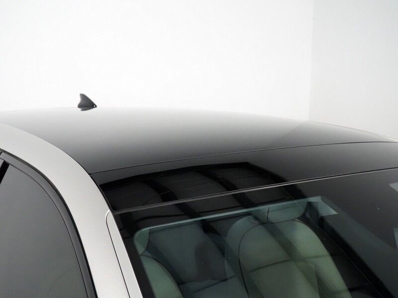 2024 Hyundai IONIQ 5 Limited AWD *HEADS-UP DISPLAY, PANORAMA GLASS ROOF, NAVIGATION, ADAPTIVE CRUISE, 360 VIEW CAMERAS, SMART PARKING, CLIMATE SEATS, HEATED STEERING, WIRELESS CHARGING, BOSE AUDIO, APPLE CARPLAY Round Rock TX