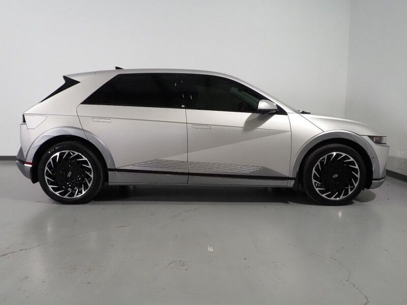 2024 Hyundai IONIQ 5 Limited AWD *HEADS-UP DISPLAY, PANORAMA GLASS ROOF, NAVIGATION, ADAPTIVE CRUISE, 360 VIEW CAMERAS, SMART PARKING, CLIMATE SEATS, HEATED STEERING, WIRELESS CHARGING, BOSE AUDIO, APPLE CARPLAY Round Rock TX