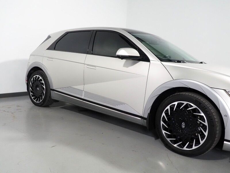 2024 Hyundai IONIQ 5 Limited AWD *HEADS-UP DISPLAY, PANORAMA GLASS ROOF, NAVIGATION, ADAPTIVE CRUISE, 360 VIEW CAMERAS, SMART PARKING, CLIMATE SEATS, HEATED STEERING, WIRELESS CHARGING, BOSE AUDIO, APPLE CARPLAY Round Rock TX