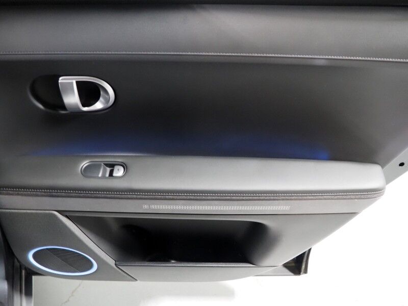 2024 Hyundai IONIQ 5 Limited AWD *HEADS-UP DISPLAY, PANORAMA GLASS ROOF, NAVIGATION, ADAPTIVE CRUISE, 360 VIEW CAMERAS, SMART PARKING, CLIMATE SEATS, HEATED STEERING, WIRELESS CHARGING, BOSE AUDIO, APPLE CARPLAY Round Rock TX