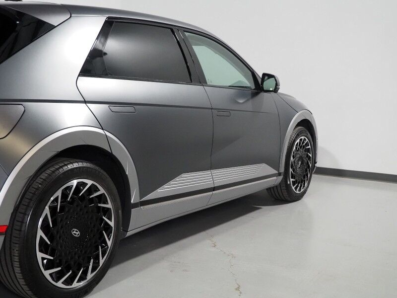 2024 Hyundai IONIQ 5 Limited AWD *HEADS-UP DISPLAY, PANORAMA GLASS ROOF, NAVIGATION, ADAPTIVE CRUISE, 360 VIEW CAMERAS, SMART PARKING, CLIMATE SEATS, HEATED STEERING, WIRELESS CHARGING, BOSE AUDIO, APPLE CARPLAY Round Rock TX