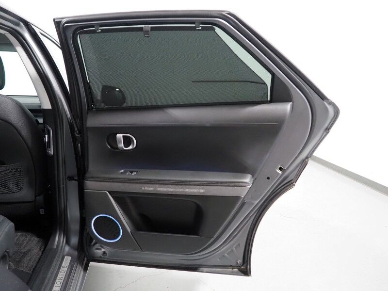 2024 Hyundai IONIQ 5 Limited AWD *HEADS-UP DISPLAY, PANORAMA GLASS ROOF, NAVIGATION, ADAPTIVE CRUISE, 360 VIEW CAMERAS, SMART PARKING, CLIMATE SEATS, HEATED STEERING, WIRELESS CHARGING, BOSE AUDIO, APPLE CARPLAY Round Rock TX