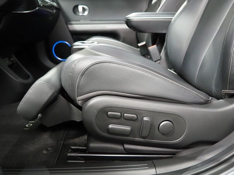 2024 Hyundai IONIQ 5 Limited AWD *HEADS-UP DISPLAY, PANORAMA GLASS ROOF, NAVIGATION, ADAPTIVE CRUISE, 360 VIEW CAMERAS, SMART PARKING, CLIMATE SEATS, HEATED STEERING, WIRELESS CHARGING, BOSE AUDIO, APPLE CARPLAY Round Rock TX