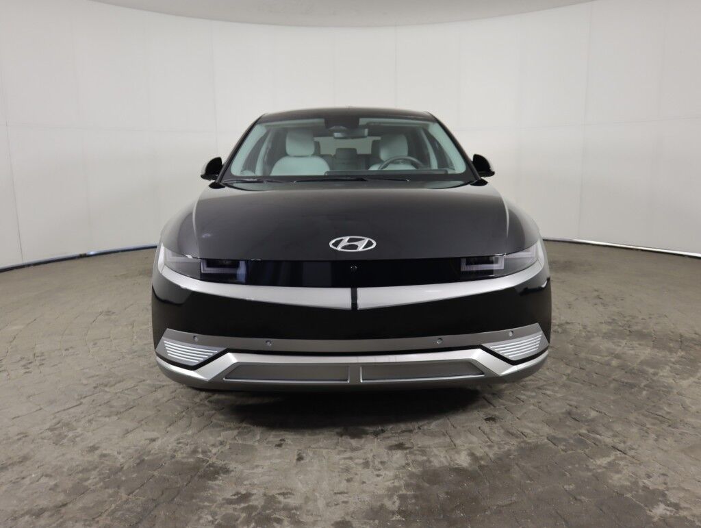 2024 Hyundai IONIQ 5 Limited Dual Motor AWD Long Range Maumee OH