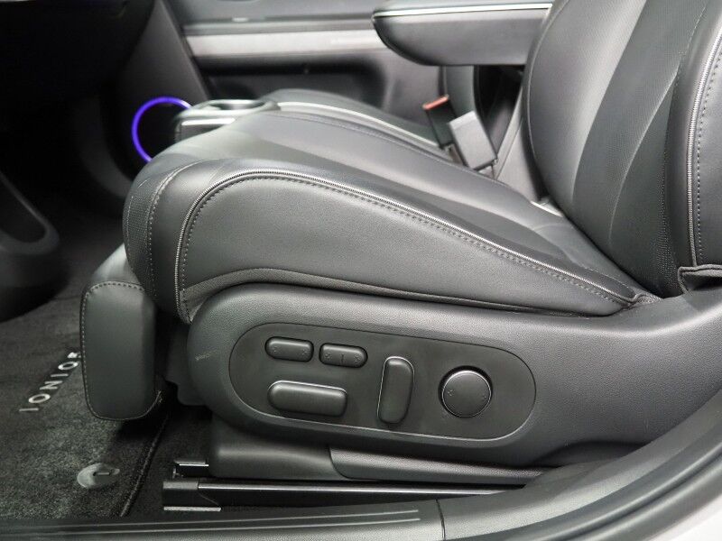 2024 Hyundai IONIQ 5 Limited *HEADS-UP DISPLAY, PANORAMA GLASS ROOF, NAVIGATION, ADAPTIVE CRUISE, 360 VIEW CAMERAS, SMART PARKING, CLIMATE SEATS, HEATED STEERING, WIRELESS CHARGING, BOSE AUDIO, ANDROID & APPLE Round Rock TX