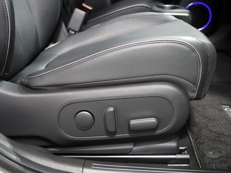 2024 Hyundai IONIQ 5 Limited *HEADS-UP DISPLAY, PANORAMA GLASS ROOF, NAVIGATION, ADAPTIVE CRUISE, 360 VIEW CAMERAS, SMART PARKING, CLIMATE SEATS, HEATED STEERING, WIRELESS CHARGING, BOSE AUDIO, ANDROID & APPLE Round Rock TX