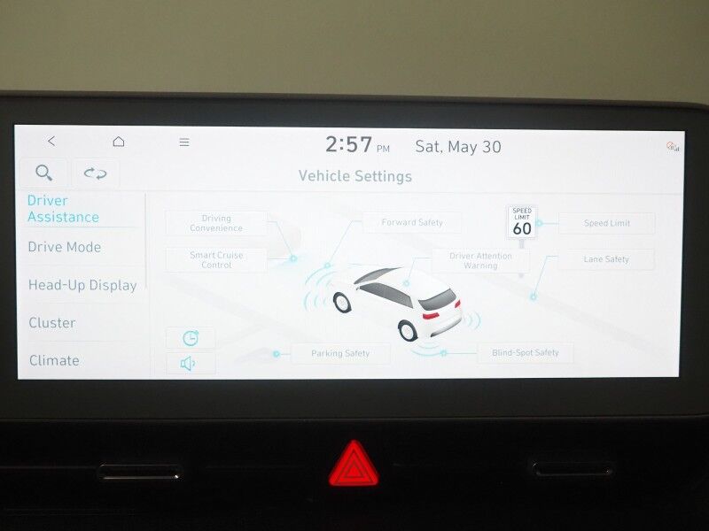 2024 Hyundai IONIQ 5 Limited *HEADS-UP DISPLAY, PANORAMA GLASS ROOF, NAVIGATION, ADAPTIVE CRUISE, 360 VIEW CAMERAS, SMART PARKING, CLIMATE SEATS, HEATED STEERING, WIRELESS CHARGING, BOSE AUDIO, ANDROID & APPLE Round Rock TX