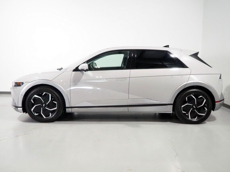 2024 Hyundai IONIQ 5 Limited *HEADS-UP DISPLAY, PANORAMA GLASS ROOF, NAVIGATION, ADAPTIVE CRUISE, 360 VIEW CAMERAS, SMART PARKING, CLIMATE SEATS, HEATED STEERING, WIRELESS CHARGING, BOSE AUDIO, ANDROID & APPLE Round Rock TX