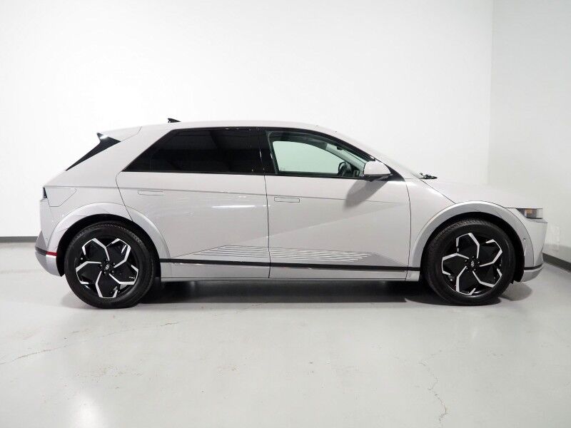 2024 Hyundai IONIQ 5 Limited *HEADS-UP DISPLAY, PANORAMA GLASS ROOF, NAVIGATION, ADAPTIVE CRUISE, 360 VIEW CAMERAS, SMART PARKING, CLIMATE SEATS, HEATED STEERING, WIRELESS CHARGING, BOSE AUDIO, ANDROID & APPLE Round Rock TX