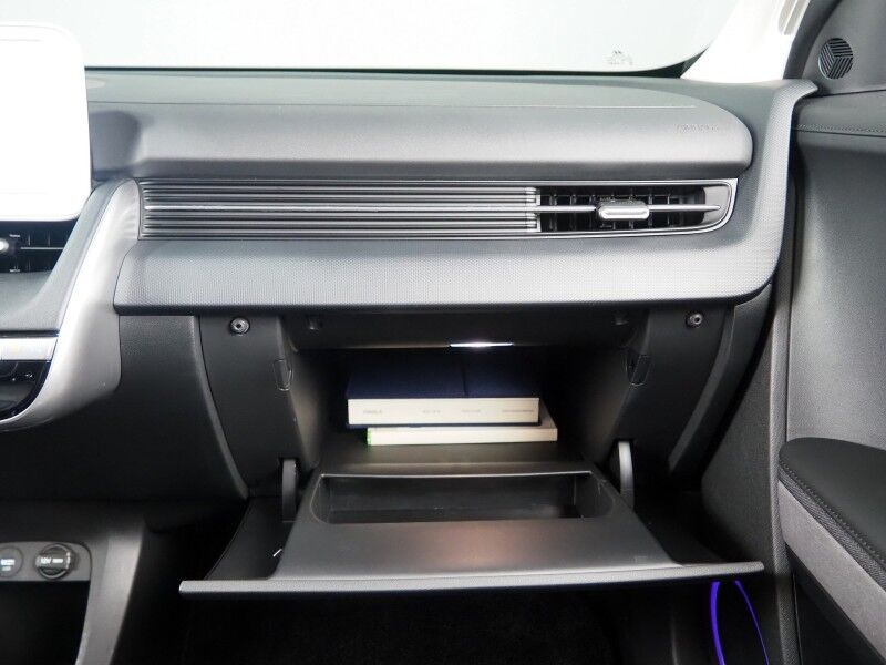2024 Hyundai IONIQ 5 Limited *HEADS-UP DISPLAY, PANORAMA GLASS ROOF, NAVIGATION, ADAPTIVE CRUISE, 360 VIEW CAMERAS, SMART PARKING, CLIMATE SEATS, HEATED STEERING, WIRELESS CHARGING, BOSE AUDIO, ANDROID & APPLE Round Rock TX