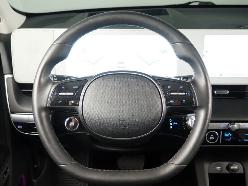 2024 Hyundai IONIQ 5 Limited *HEADS-UP DISPLAY, PANORAMA GLASS ROOF, NAVIGATION, ADAPTIVE CRUISE, 360 VIEW CAMERAS, SMART PARKING, CLIMATE SEATS, HEATED STEERING, WIRELESS CHARGING, BOSE AUDIO, ANDROID & APPLE Round Rock TX