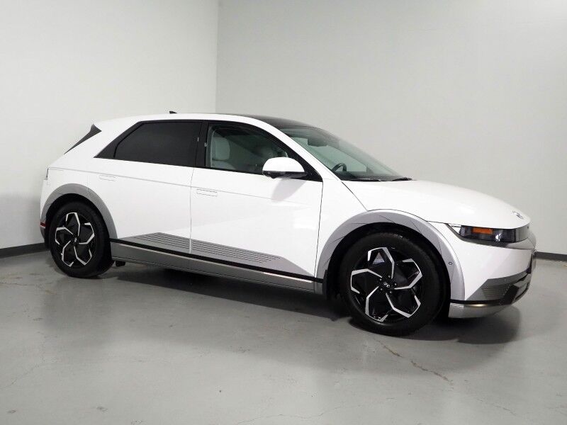 2024 Hyundai IONIQ 5 Limited *HEADS-UP DISPLAY, PANORAMA GLASS ROOF, NAVIGATION, ADAPTIVE CRUISE, 360 VIEW CAMERAS, SMART PARKING, CLIMATE SEATS, HEATED STEERING, WIRELESS CHARGING, BOSE AUDIO, ANDROID & APPLE