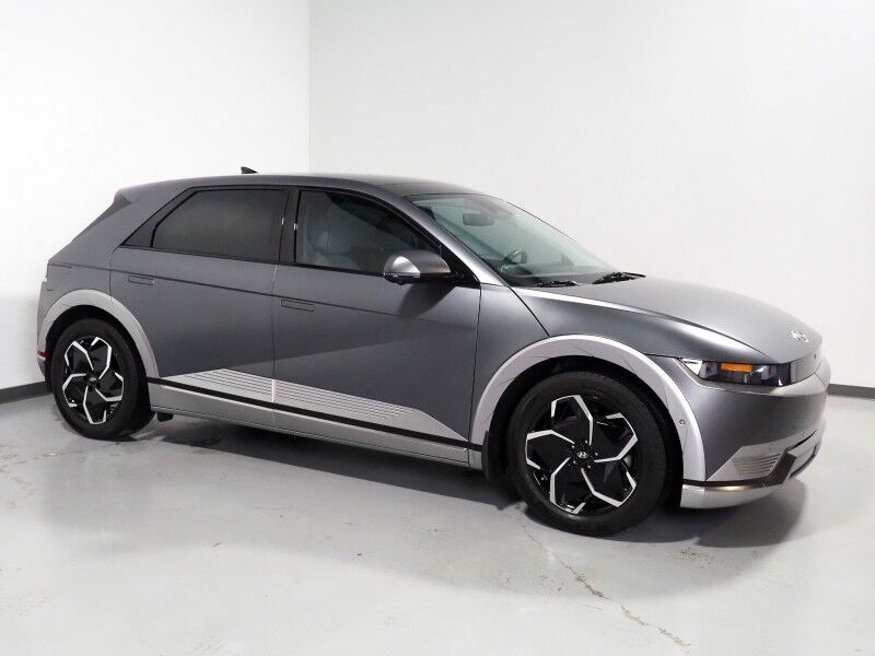 2024 Hyundai IONIQ 5 Limited *HEADS-UP DISPLAY, PANORAMA GLASS ROOF, NAVIGATION, ADAPTIVE CRUISE, 360 VIEW CAMERAS, SMART PARKING, CLIMATE SEATS, HEATED STEERING, WIRELESS CHARGING, BOSE AUDIO, ANDROID & APPLE