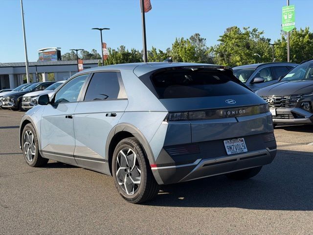 2024 Hyundai IONIQ 5 SE