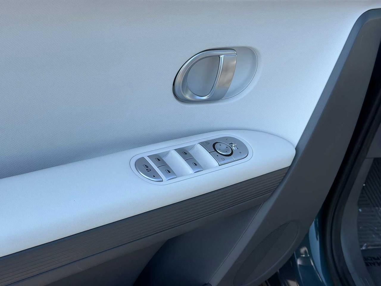 2024 Hyundai IONIQ 5 SE Standard Range Irving TX