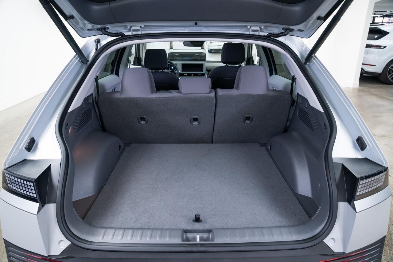 2024 Hyundai IONIQ 5 SEL 1 Owner Lane Keep Assist Adaptive Cruise Portland OR