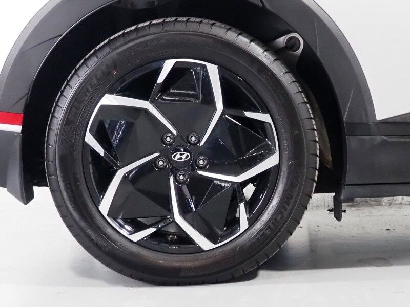 2024 Hyundai IONIQ 5 SEL AWD *NAVIGATION, SAFETY ALERTS, ADAPTIVE CRUISE, BACKUP-CAMERA, HEATED SEATS/STEERING, POWER TAILGATE, WIRELESS CHARGING, ANDROID & APPLE Round Rock TX