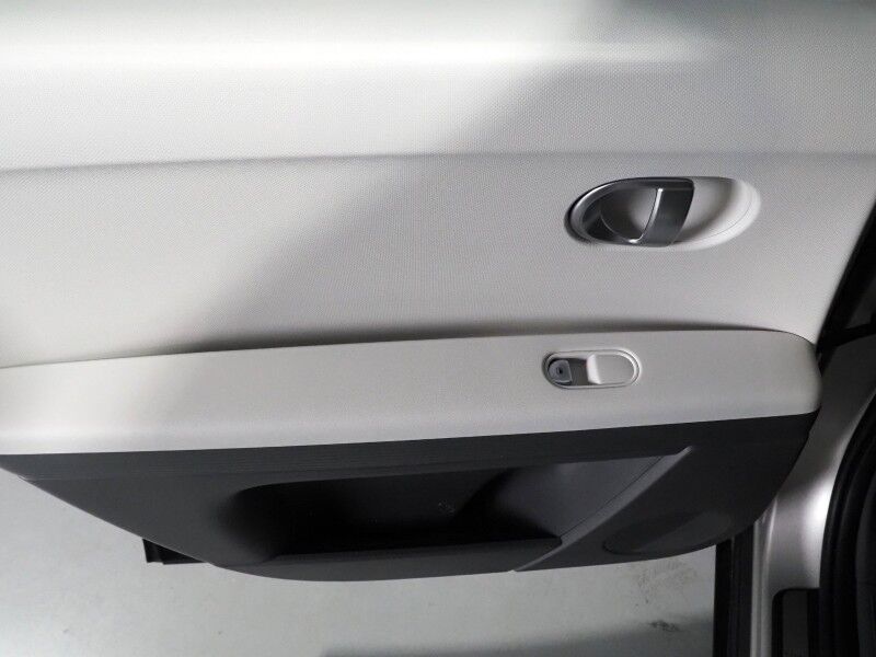 2024 Hyundai IONIQ 5 SEL AWD *NAVIGATION, SAFETY ALERTS, ADAPTIVE CRUISE, BACKUP-CAMERA, HEATED SEATS/STEERING, POWER TAILGATE, WIRELESS CHARGING, ANDROID & APPLE Round Rock TX