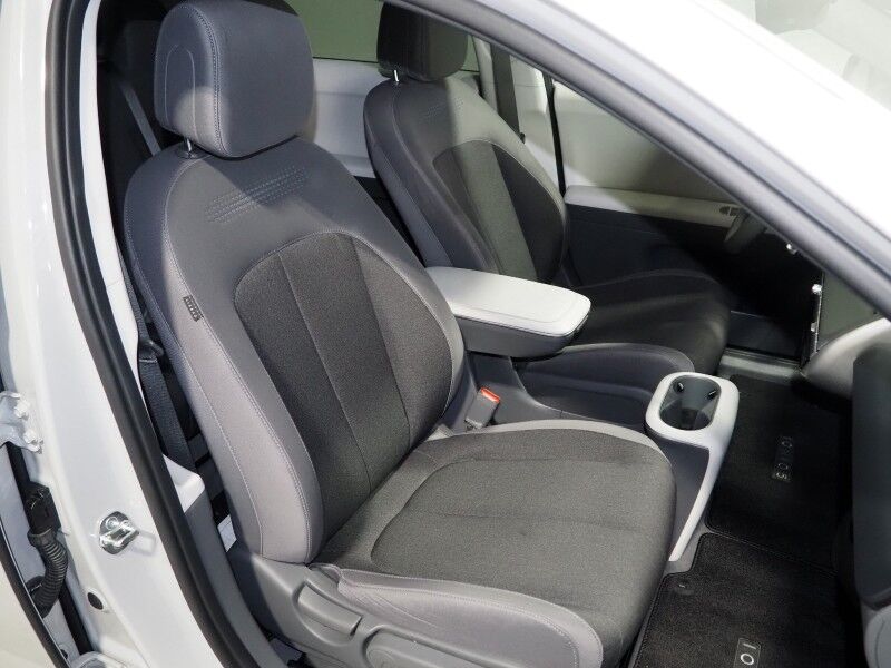 2024 Hyundai IONIQ 5 SEL AWD *NAVIGATION, SAFETY ALERTS, ADAPTIVE CRUISE, BACKUP-CAMERA, HEATED SEATS/STEERING, POWER TAILGATE, WIRELESS CHARGING, ANDROID & APPLE