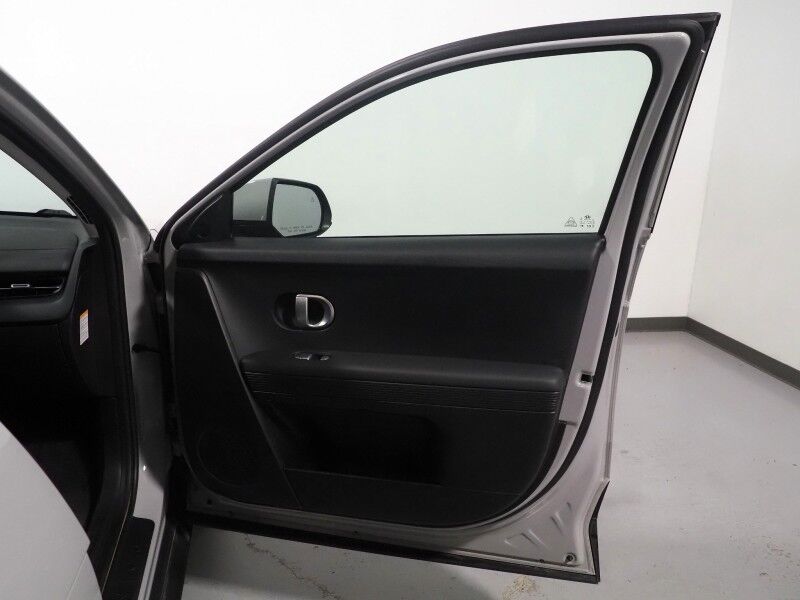 2024 Hyundai IONIQ 5 SEL AWD *NAVIGATION, SAFETY ALERTS, ADAPTIVE CRUISE, BACKUP-CAMERA, HEATED SEATS/STEERING, POWER TAILGATE, WIRELESS CHARGING, ANDROID & APPLE Round Rock TX