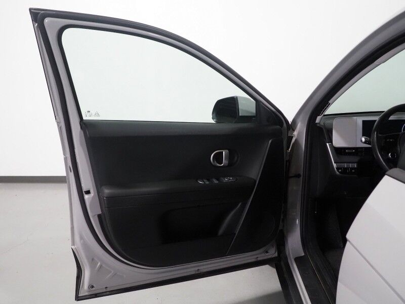 2024 Hyundai IONIQ 5 SEL AWD *NAVIGATION, SAFETY ALERTS, ADAPTIVE CRUISE, BACKUP-CAMERA, HEATED SEATS/STEERING, POWER TAILGATE, WIRELESS CHARGING, ANDROID & APPLE Round Rock TX