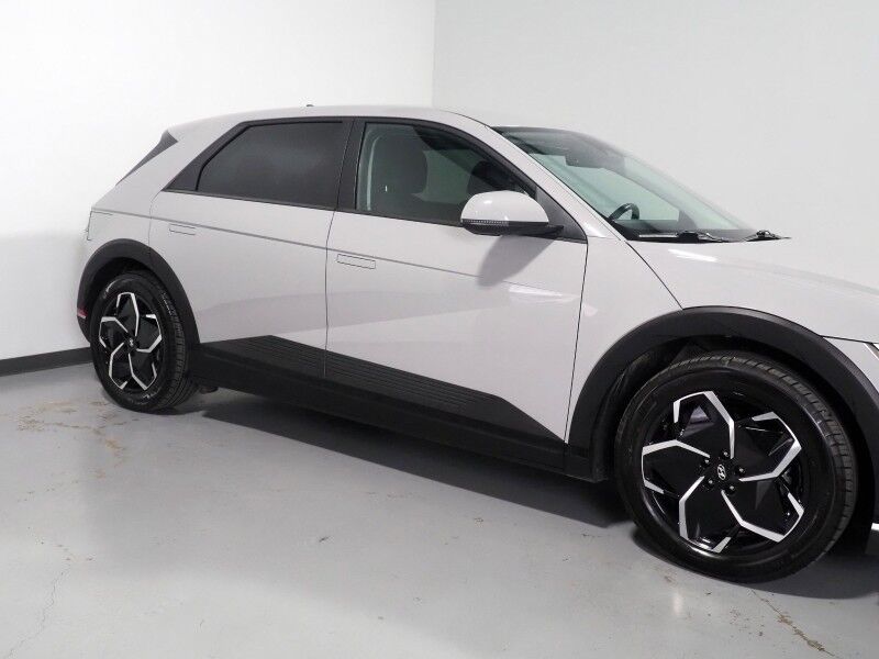 2024 Hyundai IONIQ 5 SEL AWD *NAVIGATION, SAFETY ALERTS, ADAPTIVE CRUISE, BACKUP-CAMERA, HEATED SEATS/STEERING, POWER TAILGATE, WIRELESS CHARGING, ANDROID & APPLE Round Rock TX
