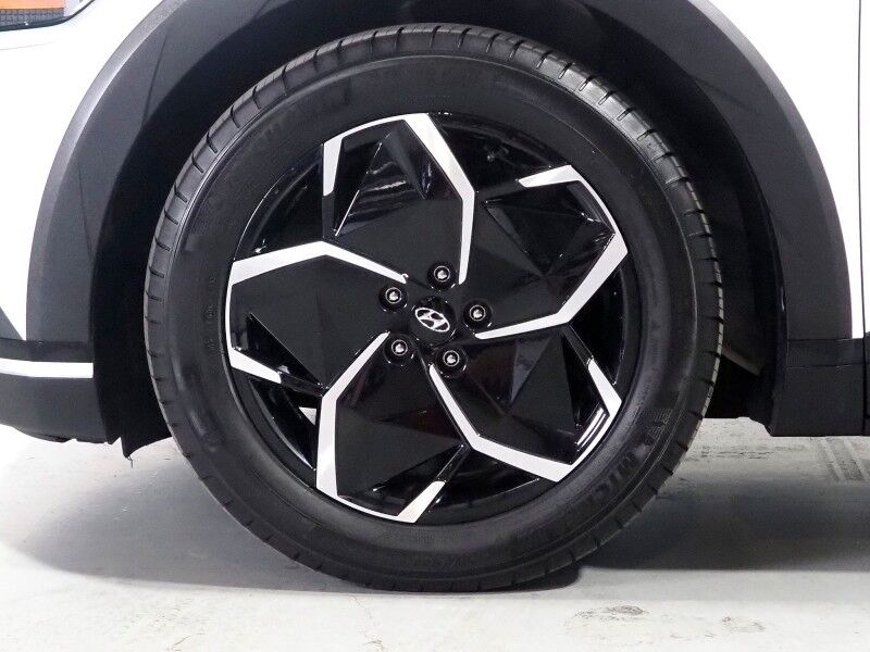 2024 Hyundai IONIQ 5 SEL *NAVIGATION, SAFETY ALERTS, ADAPTIVE CRUISE, BACKUP-CAMERA, DIGITAL COCKPIT, HEATED SEATS/STEERING, POWER TAILGATE, WIRELESS CHARGING, ANDROID & APPLE Round Rock TX