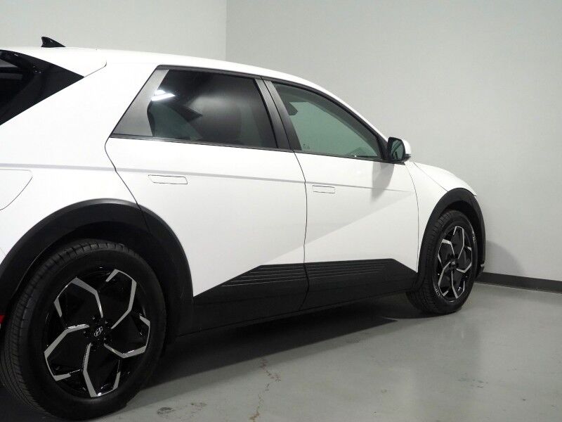 2024 Hyundai IONIQ 5 SEL *NAVIGATION, SAFETY ALERTS, ADAPTIVE CRUISE, BACKUP-CAMERA, DIGITAL COCKPIT, HEATED SEATS/STEERING, POWER TAILGATE, WIRELESS CHARGING, ANDROID & APPLE Round Rock TX