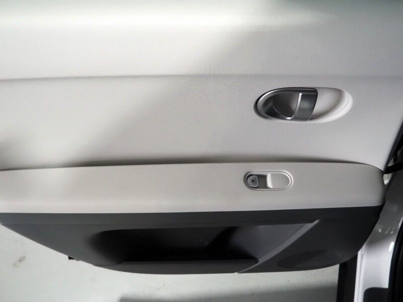 2024 Hyundai IONIQ 5 SEL *NAVIGATION, SAFETY ALERTS, ADAPTIVE CRUISE, BACKUP-CAMERA, DIGITAL COCKPIT, HEATED SEATS/STEERING, POWER TAILGATE, WIRELESS CHARGING, ANDROID & APPLE Round Rock TX
