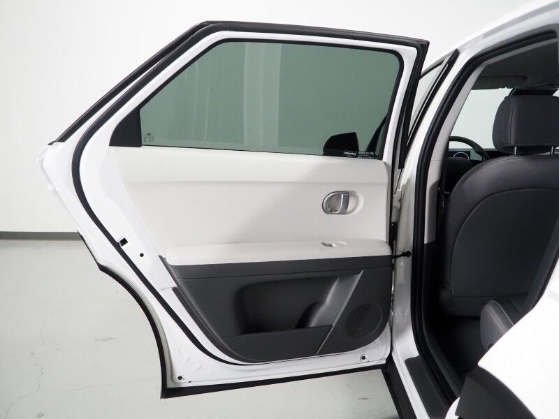 2024 Hyundai IONIQ 5 SEL *NAVIGATION, SAFETY ALERTS, ADAPTIVE CRUISE, BACKUP-CAMERA, DIGITAL COCKPIT, HEATED SEATS/STEERING, POWER TAILGATE, WIRELESS CHARGING, ANDROID & APPLE Round Rock TX