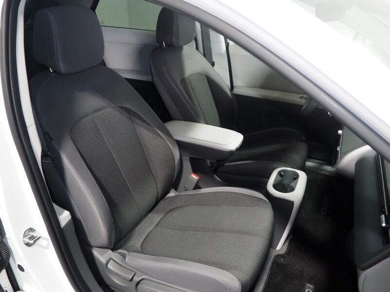 2024 Hyundai IONIQ 5 SEL *NAVIGATION, SAFETY ALERTS, ADAPTIVE CRUISE, BACKUP-CAMERA, DIGITAL COCKPIT, HEATED SEATS/STEERING, POWER TAILGATE, WIRELESS CHARGING, ANDROID & APPLE Round Rock TX