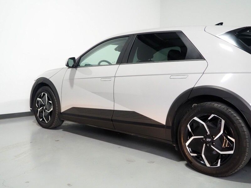 2024 Hyundai IONIQ 5 SEL *NAVIGATION, SAFETY ALERTS, ADAPTIVE CRUISE, BACKUP-CAMERA, HEATED SEATS/STEERING, POWER TAILGATE, WIRELESS CHARGING, ANDROID & APPLE Round Rock TX